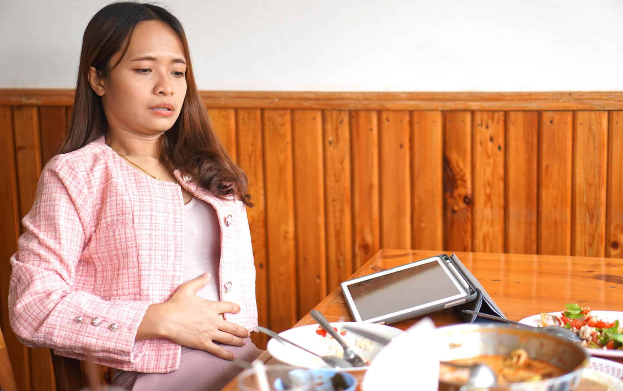 Jangan Sampai Salah! Hindari Makanan Ini Saat Berbuka