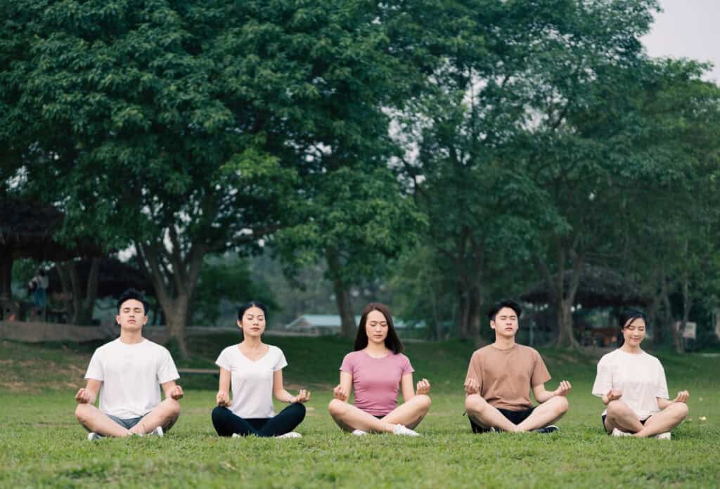 Mengurangi stress dengan Yoga