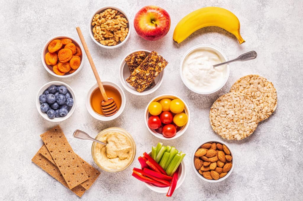 Makan snack sehat secukupnya