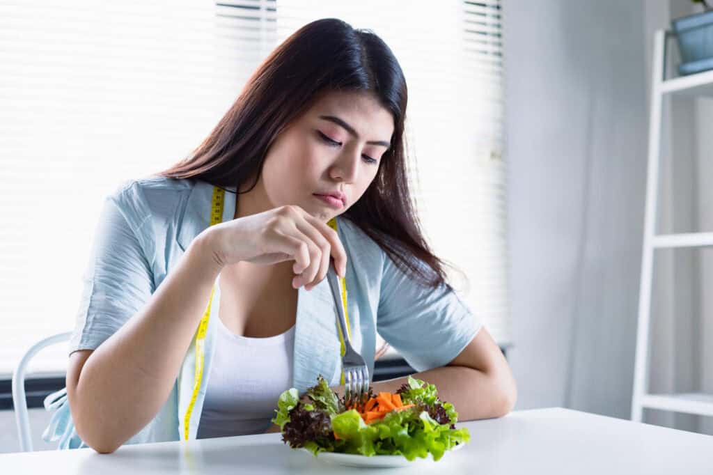 Sudah Makan Sehat, Tapi Kok Berat Badan Nggak Turun