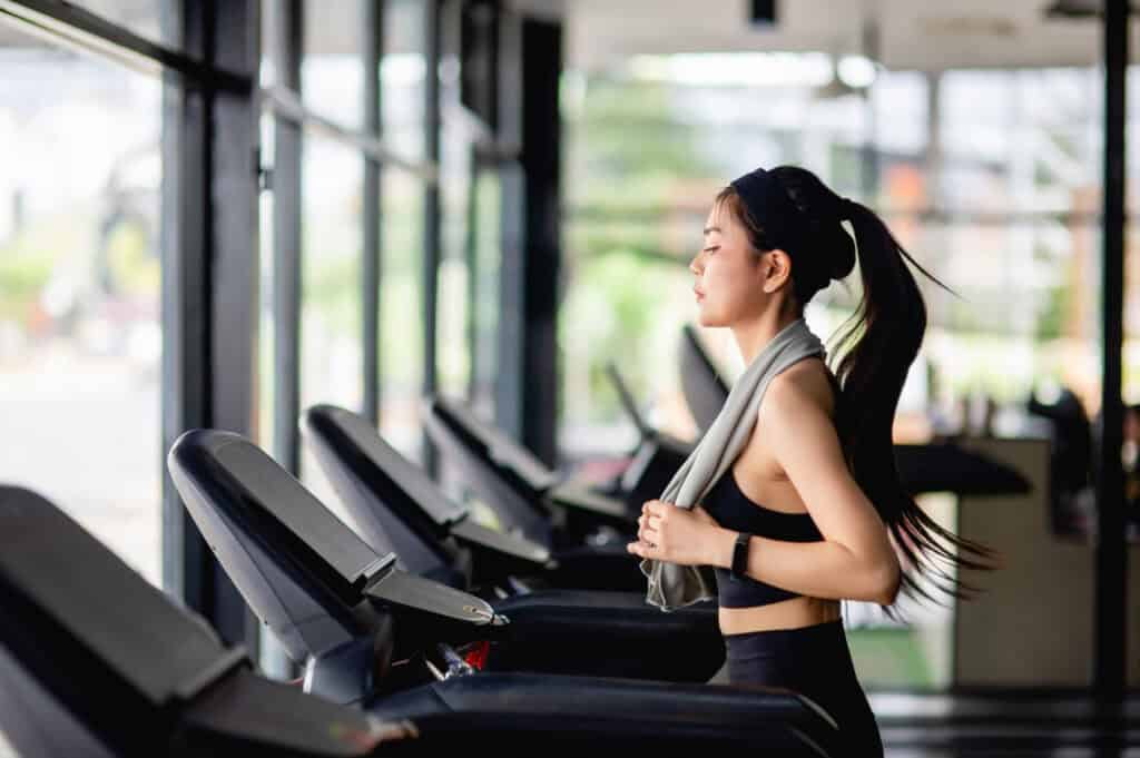 Kardio vs Angkat Beban Cara Terbaik Turunkan Berat Badan
