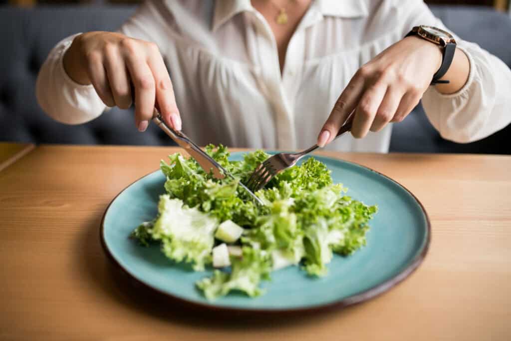 Diet tanpa makan karbohdrat sama sekali juga tidak sehat