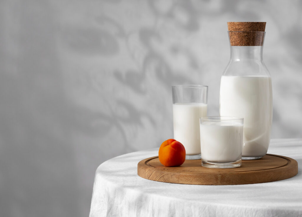 Susu yang kaya kalsium dan vitamin D untuk menjaga kesehatan tulang