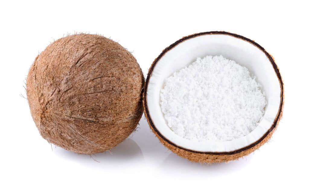 Tepung kelapa dari ampas kelapa yang dikeringkan dan digiling