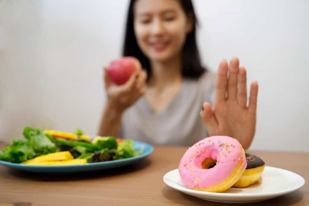 7 Camilan Sehat untuk Diabetes yang Aman & Tetap Enak