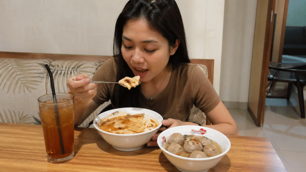 Seblak, Bakso, dan Risiko Kista Mitos atau Fakta